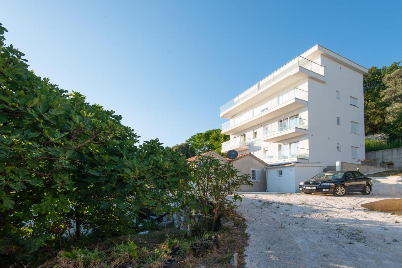 Villa Providenca Apartments Τίβατ Εξωτερικό φωτογραφία